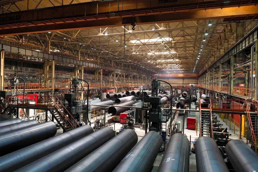 Production of large diameter pipes in Russia